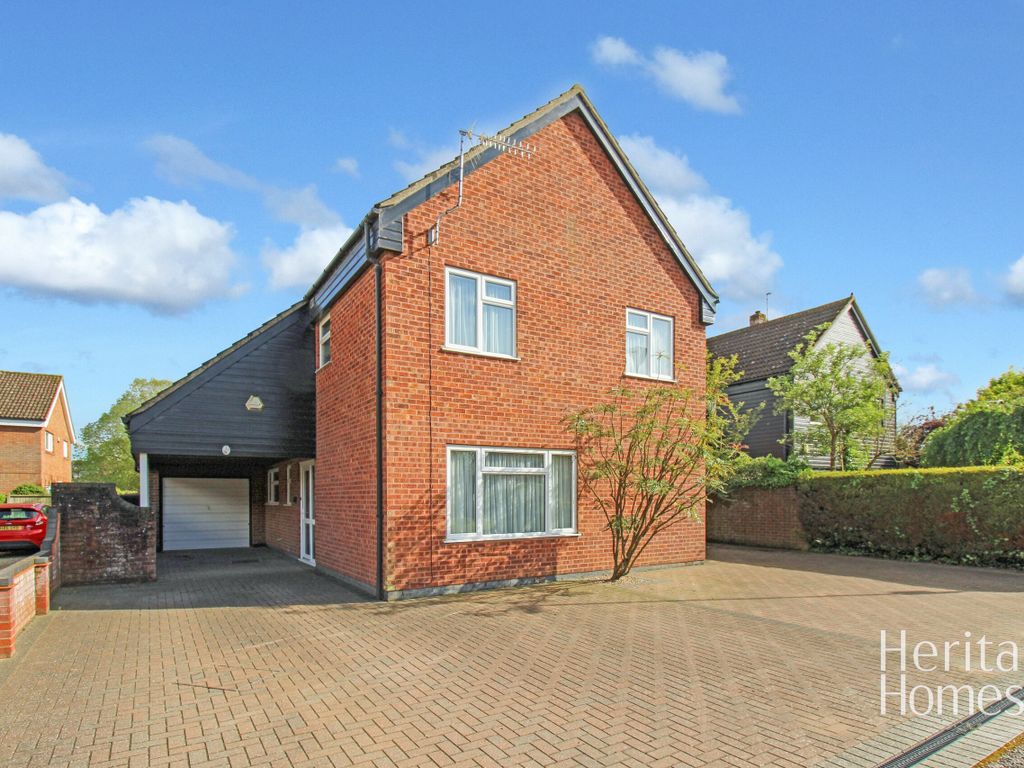 4 bed detached house for sale in Broadland Drive, Thorpe End, Norwich