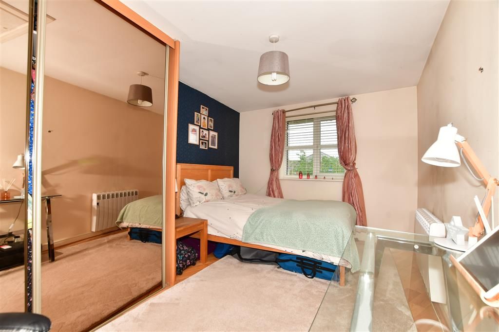 Riverbank Way, Ashford, Kent TN24  