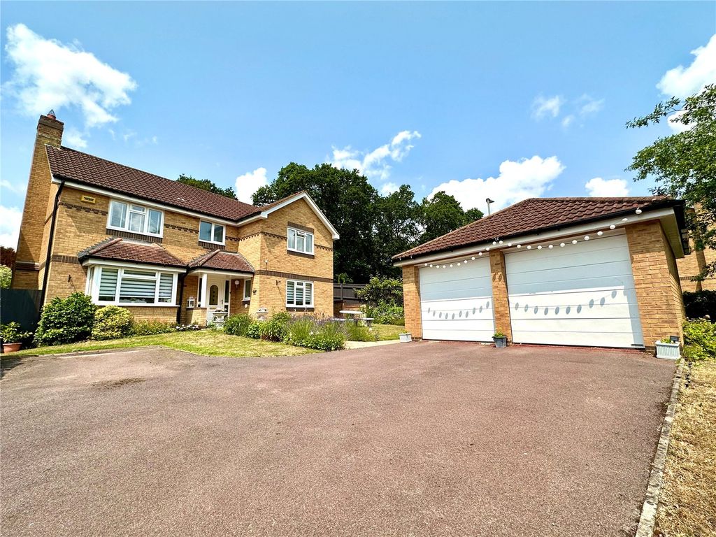 4 bed detached house for sale in School Close, Verwood BH31 Zoopla