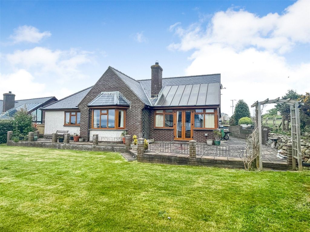 2 bed bungalow for sale in Garreg Lwyd, Tywyn, Gwynedd LL36 Zoopla
