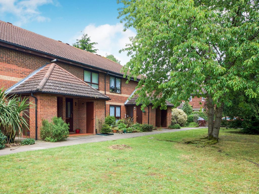 3 bed for sale in Green Road, Oakwood, London, . N14, £