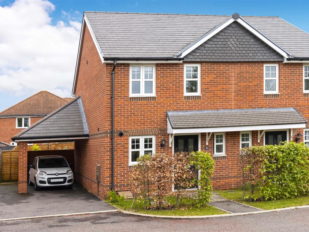 2 bed property for sale in Malthouse Way, Worthing BN13 Zoopla