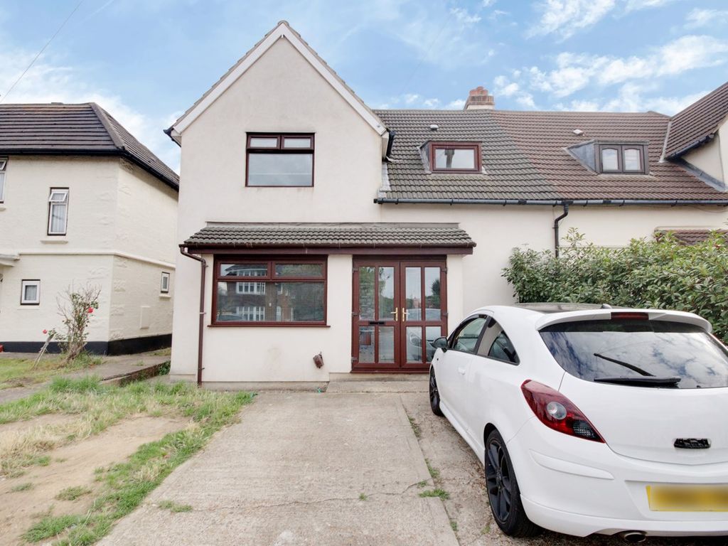 3 bed semidetached house for sale in Upminster Road South, Rainham