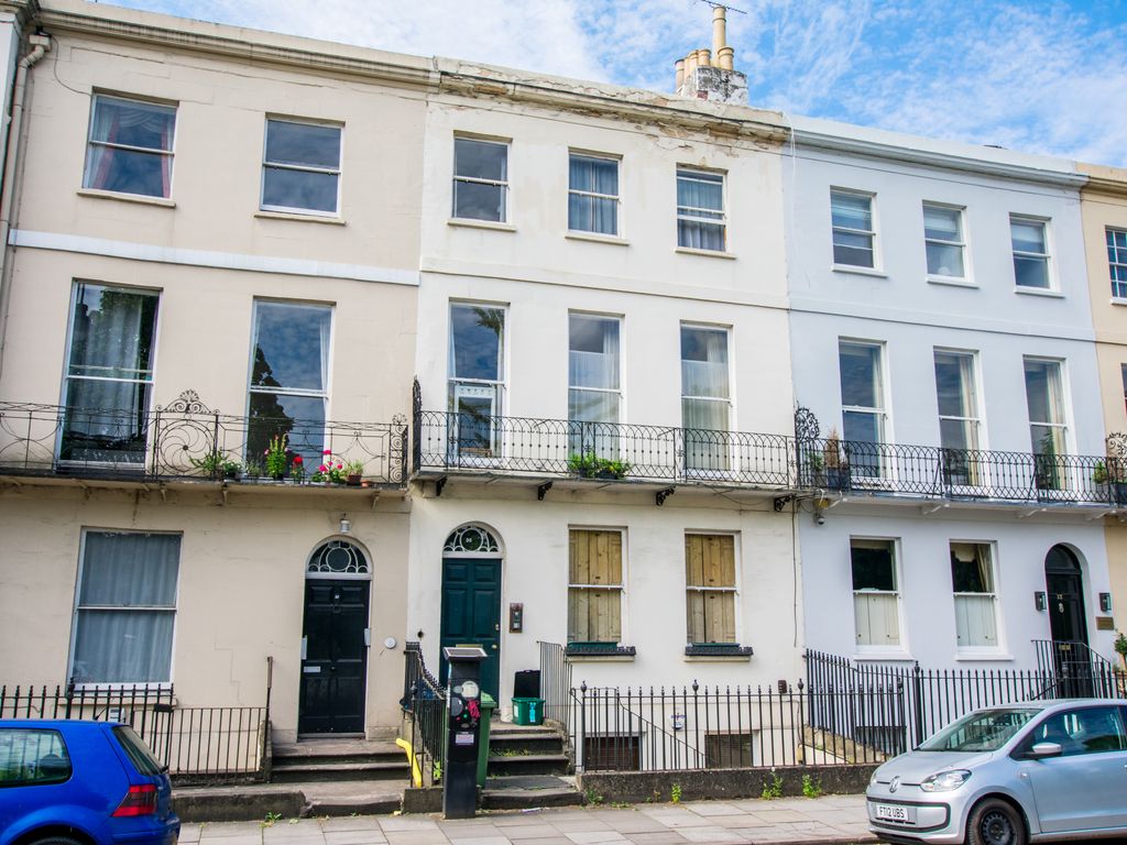 2 bed flat to rent in Montpellier Terrace, Cheltenham GL50 Zoopla