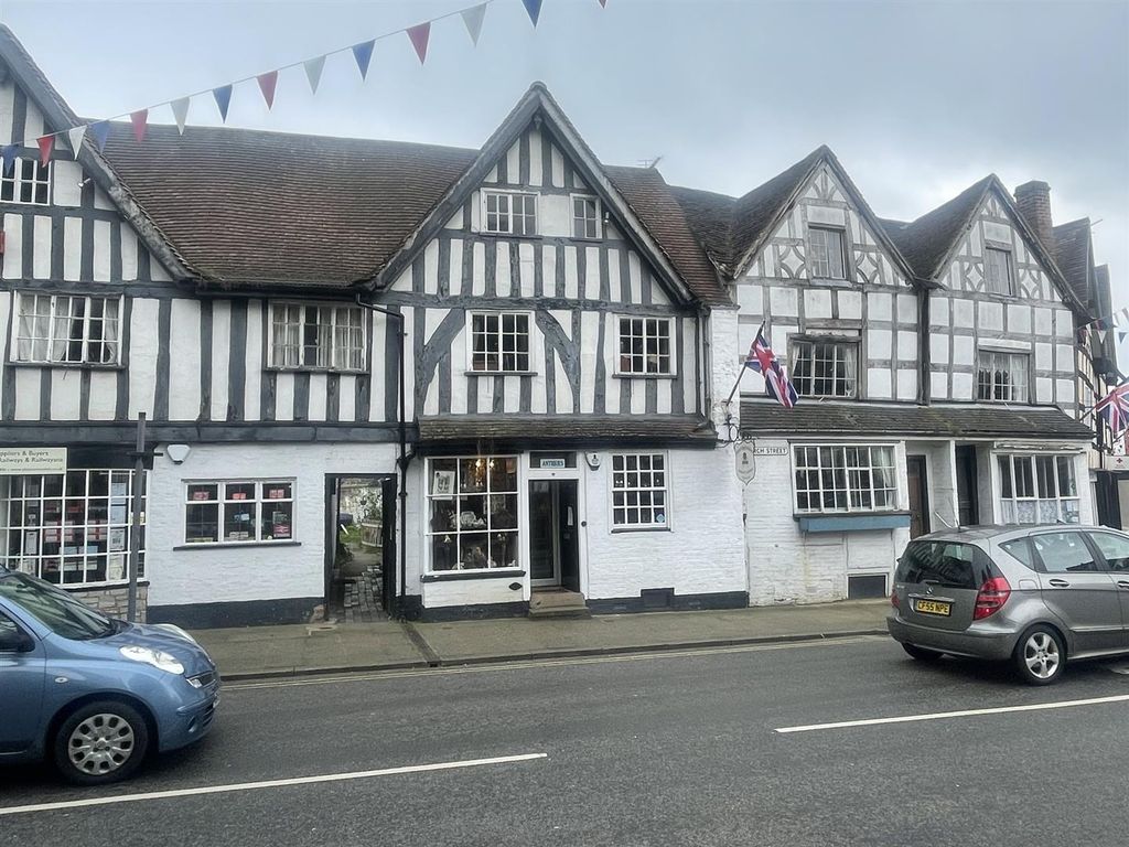 Retail premises to let in 19 Church Street, Alcester, Warwickshire B49