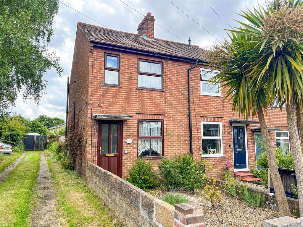 3 bed end terrace house for sale in Chamberlin Road, Norwich NR3, £