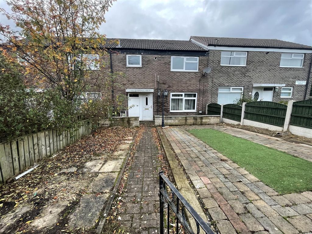 3 bed terraced house for sale in Rossefield Grove, Bramley, Leeds LS13