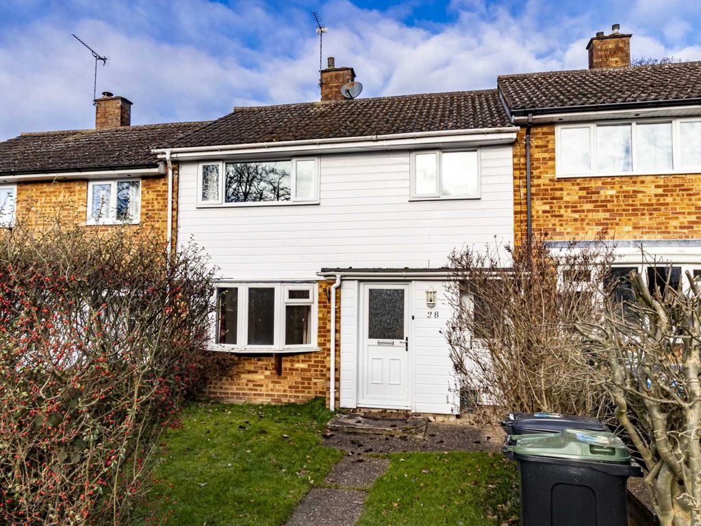 3 bed terraced house to rent in Pudding Lane, Hemel Hempstead HP1, £