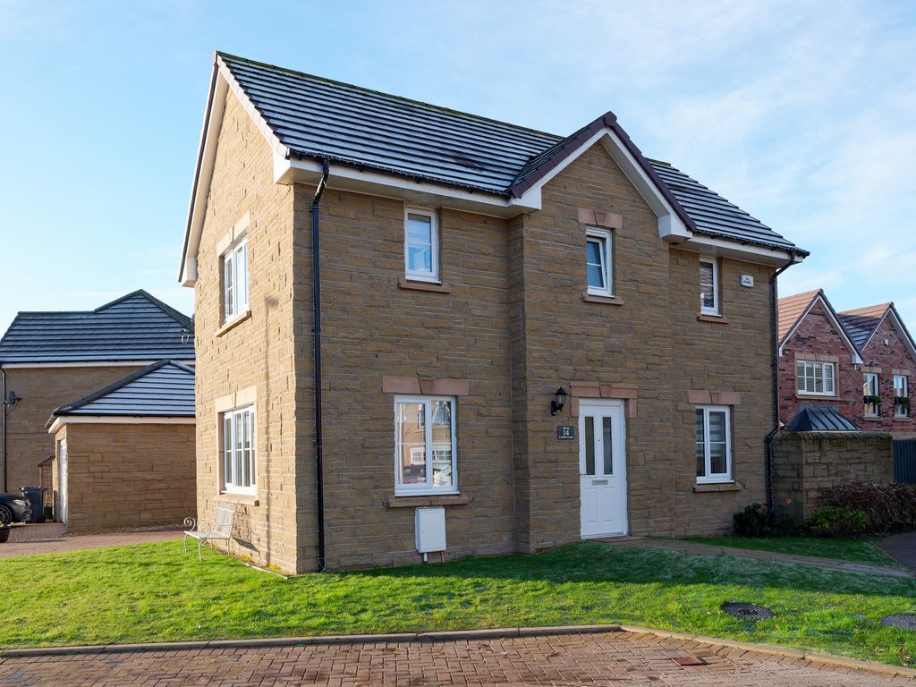 3 bed property for sale in 14 Lochside Avenue, PA7 Zoopla