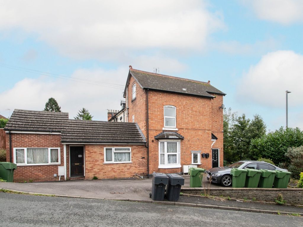 1 bed flat to rent in Rock Hill, Bromsgrove, Worcestershire B61, £595