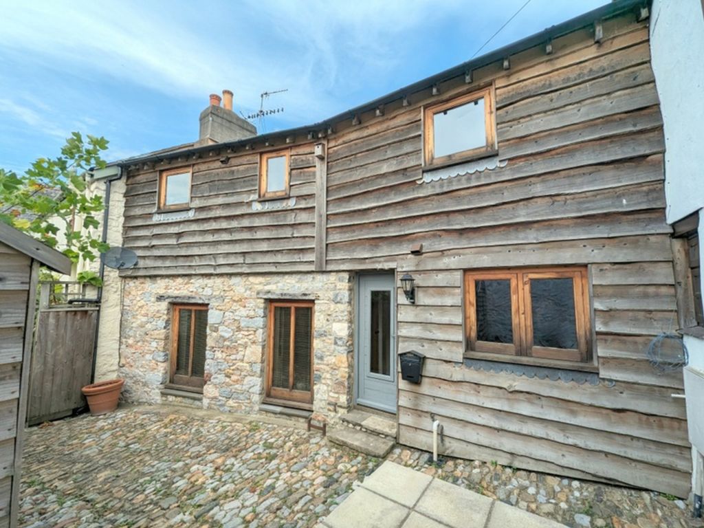 2 bed terraced house to rent in New Exeter Street, Chudleigh, Newton