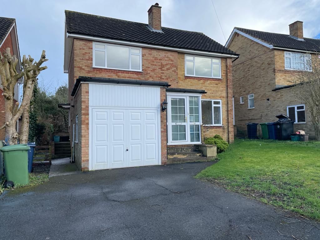 4 bed detached house to rent in Carver Hill Road, High HP11