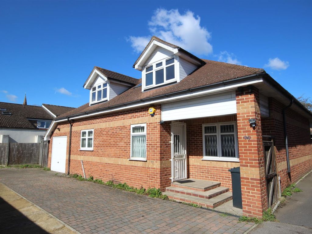 4 bed detached house for sale in East Acton Lane, Acton W3 Zoopla