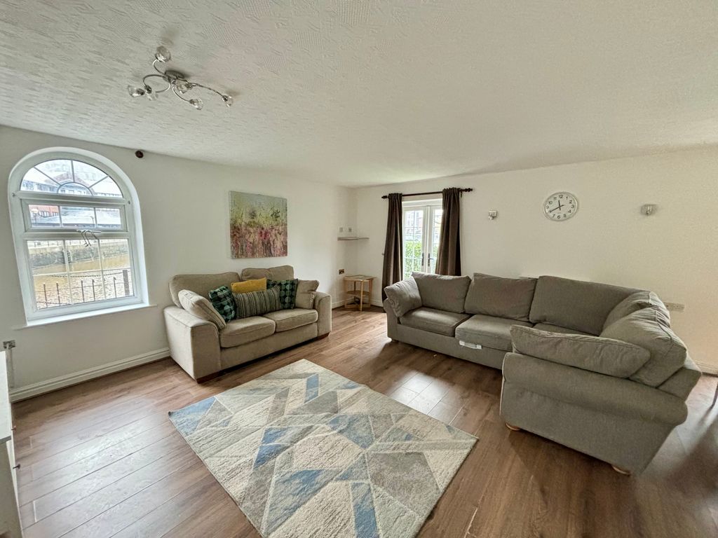 3 bed semidetached house for sale in Merchants Quay, Salford Quays