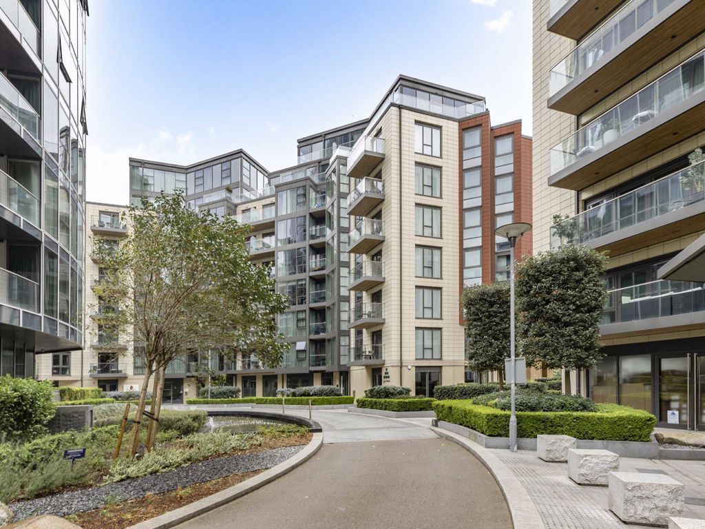 2 bed flat for sale in Juniper Drive, London SW18 Zoopla
