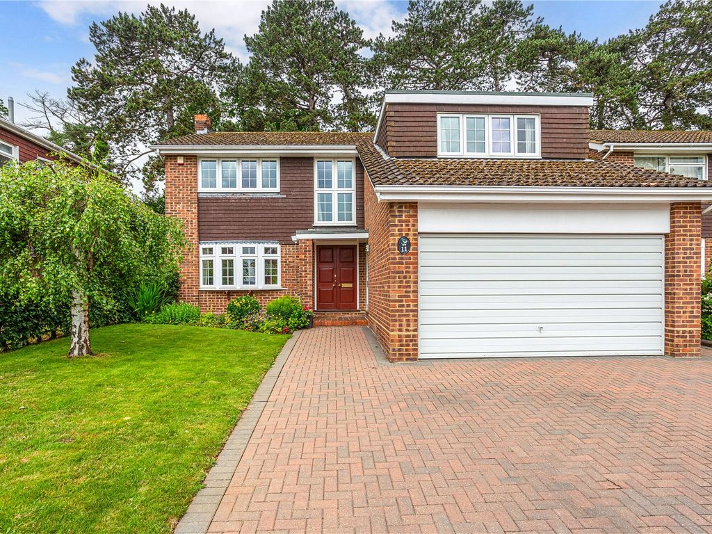 4 bed detached house for sale in Terrington Hill, Marlow SL7, £