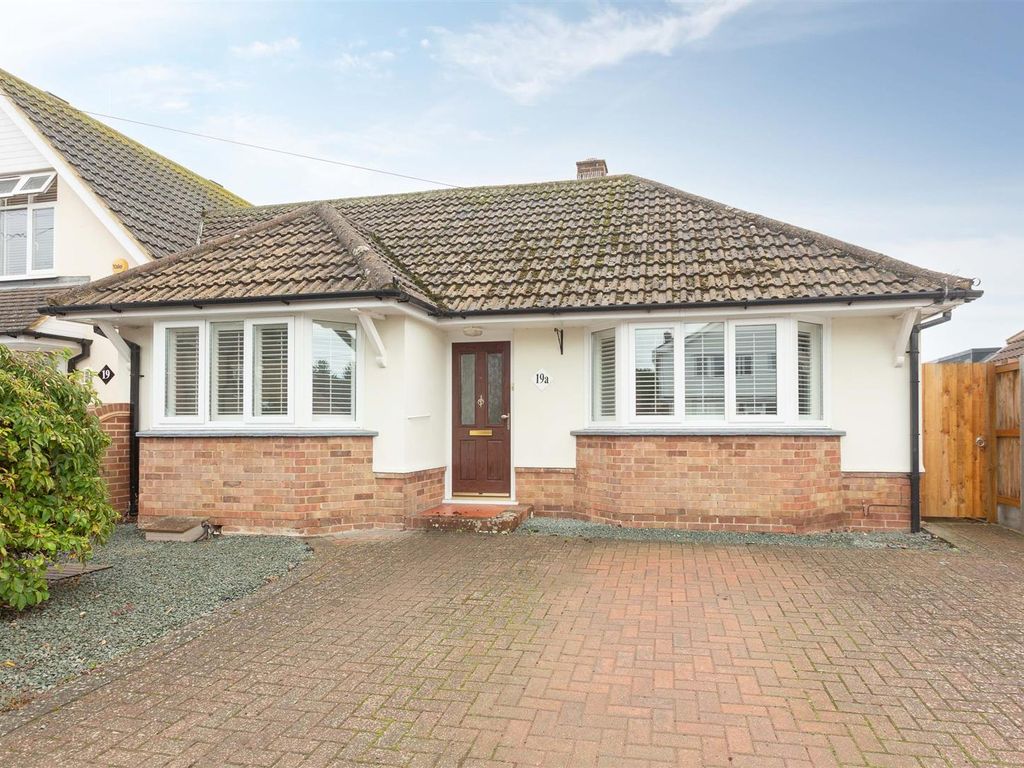 3 bed semidetached bungalow for sale in Kings Road, Birchington CT7
