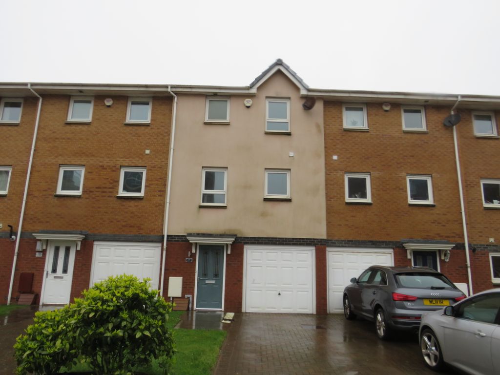 3 bed town house for sale in Pentre Doc Y Gogledd, Llanelli SA15, £