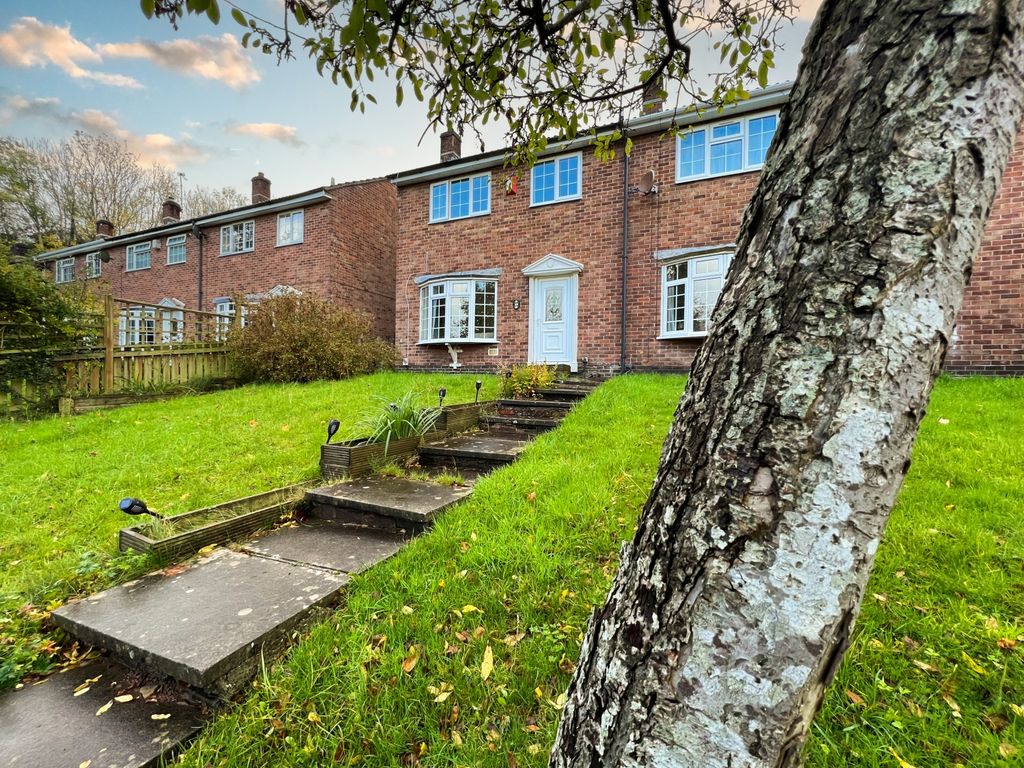 4 bed end terrace house for sale in Springwood, Llanedeyrn, Cardiff