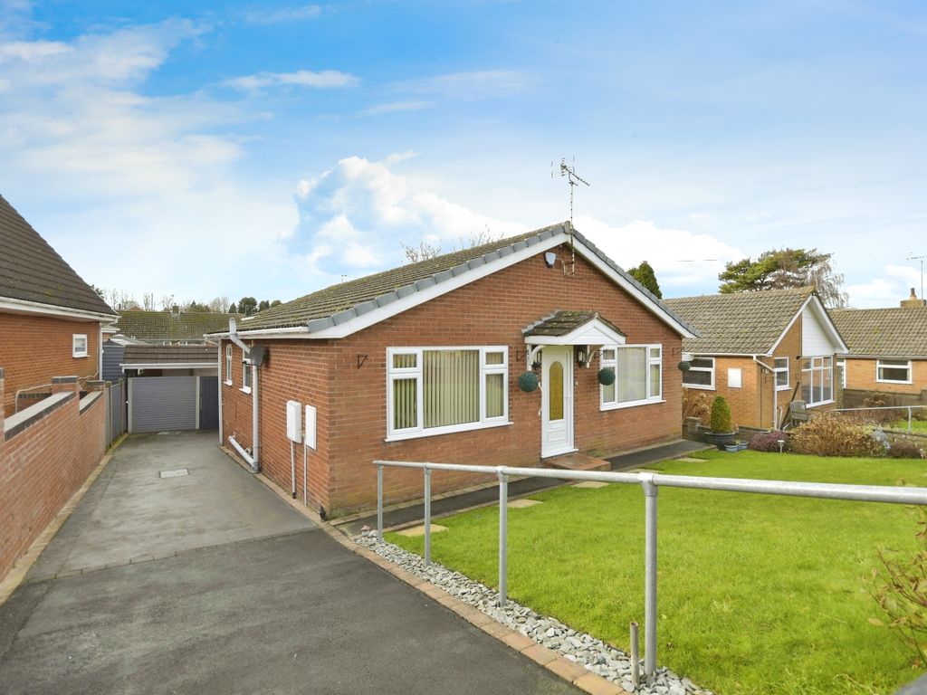 3 bed bungalow for sale in Stinting Lane, Shirebrook, Mansfield, Derbyshire NG20, £260,000 Zoopla