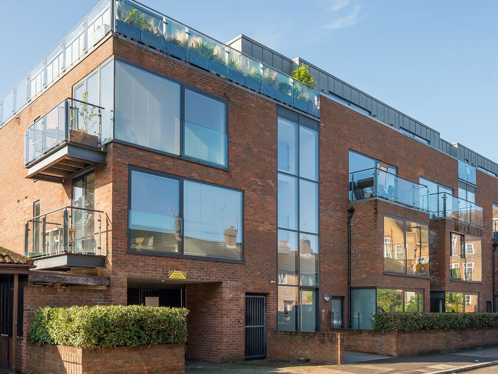 2 bed flat for sale in Hillyard Street, Oval SW9, £550,000 Zoopla