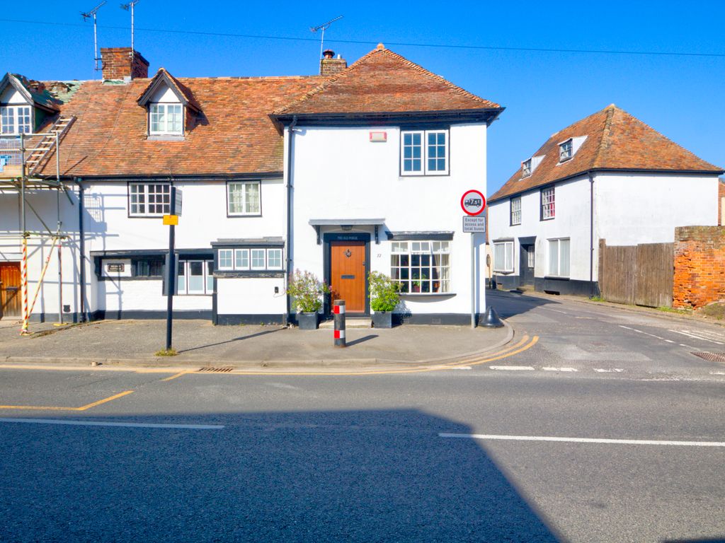 4 bed end terrace house for sale in High Street, Littlebourne
