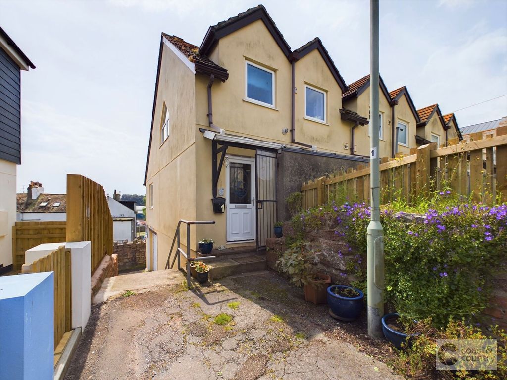 2 bed end terrace house for sale in Westcliff Heights, Parson Street