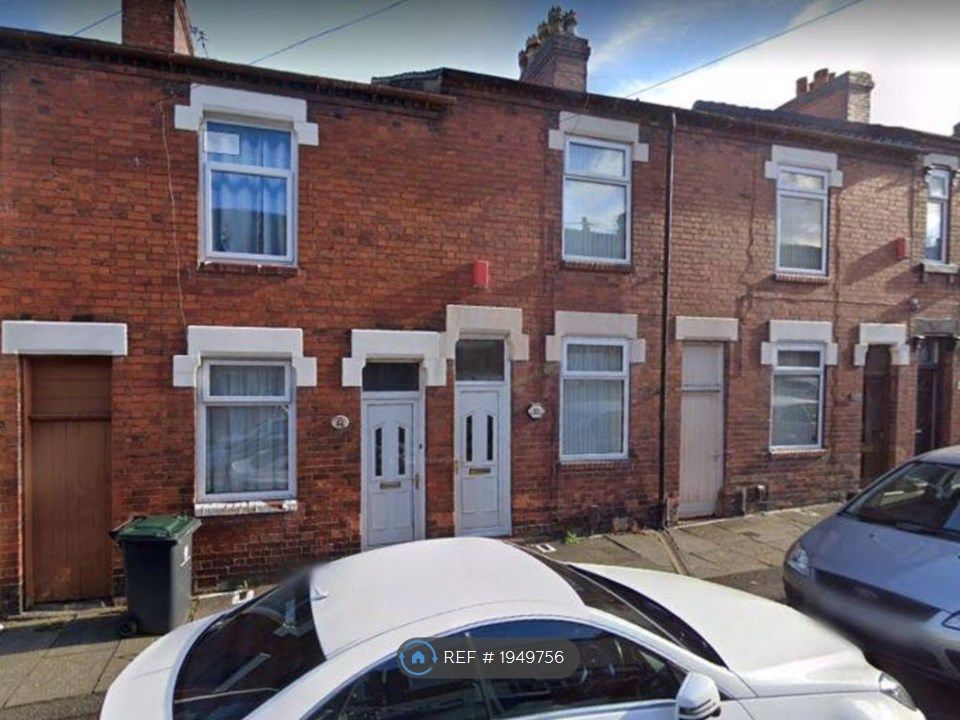 2 bed terraced house to rent in Turner Street, StokeOnTrent ST1, £750
