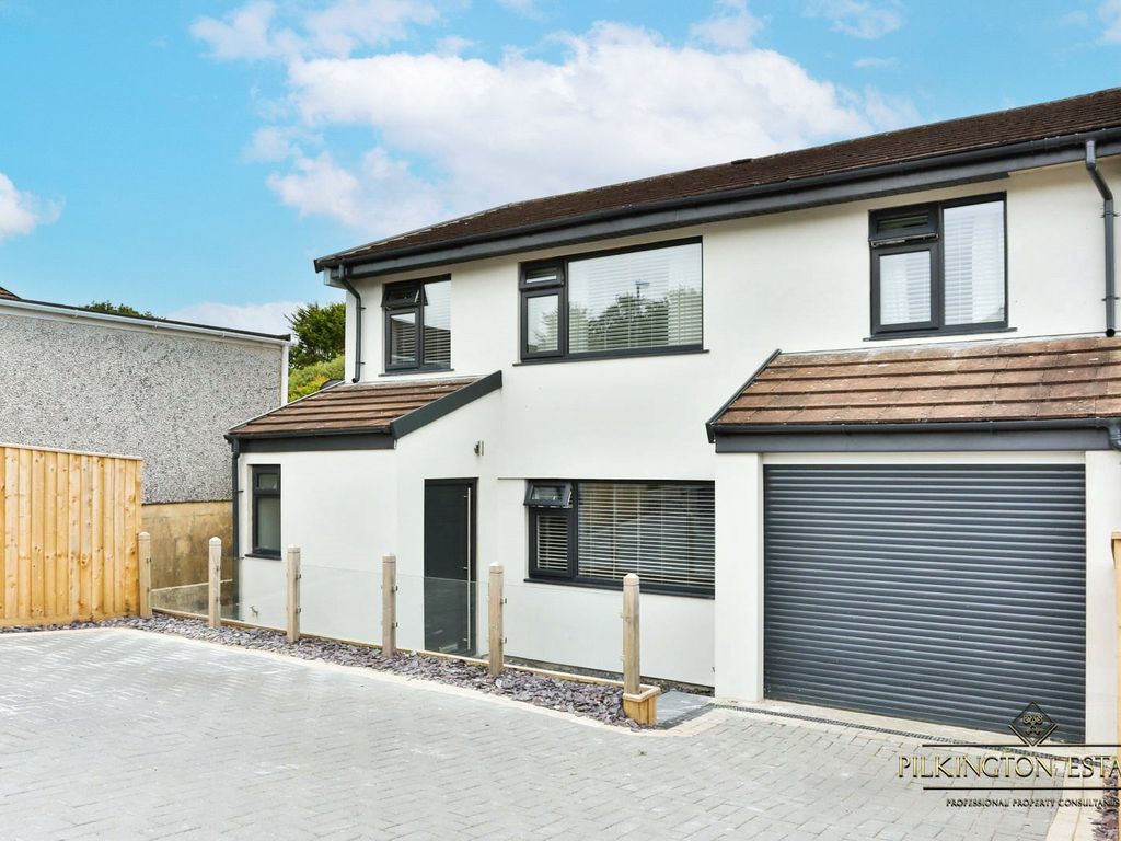 4 bed detached house for sale in Sunnybanks, Hatt, Saltash, Cornwall