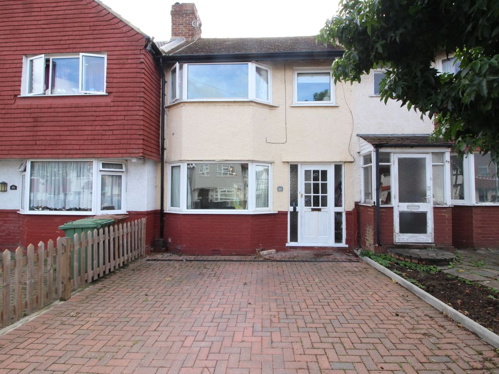 3 bed terraced house for sale in Buckland Way, Worcester Park KT4 Zoopla