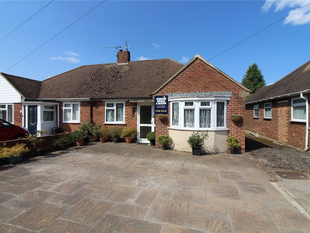 2 bed bungalow for sale in Watson Avenue, Davis Estate, Kent ME5, £