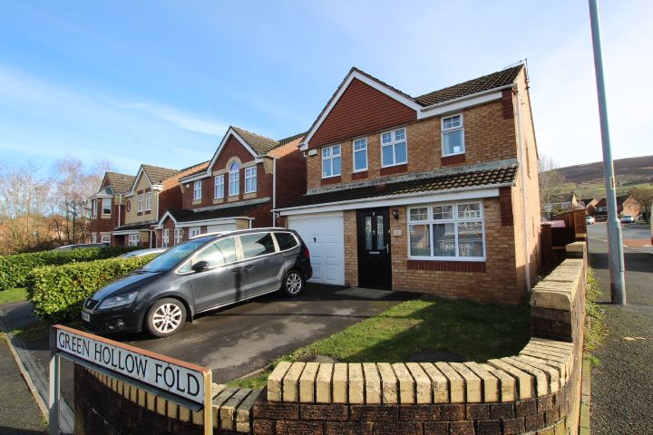 Green Hollow Fold, Stalybridge SK15  