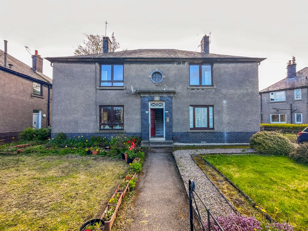 2 bed flat for sale in Ruthrieston Circle, Aberdeen AB10 Zoopla