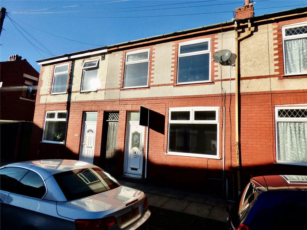 3 bed terraced house for sale in Nares Street, AshtonOnRibble