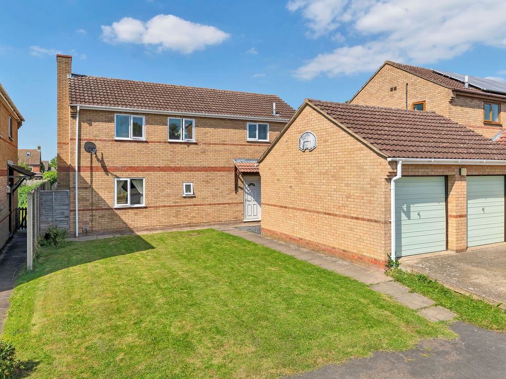 4 bed detached house for sale in Pound Close, Burwell CB25, £465,000