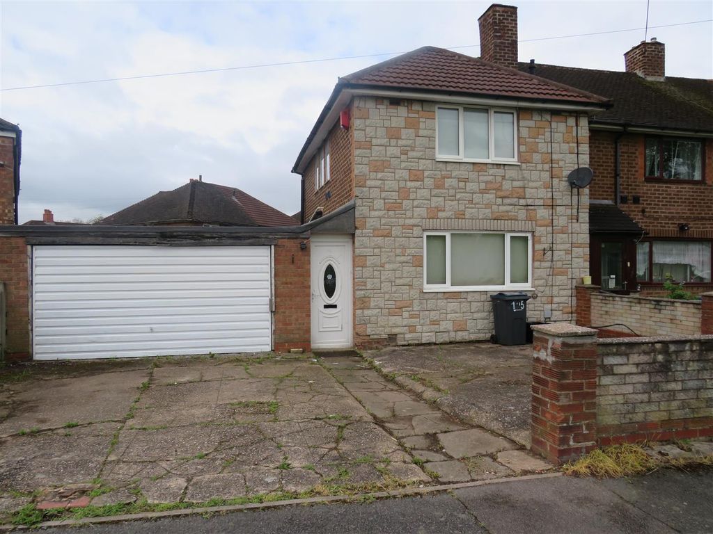 3 bed end terrace house for sale in Eddish Road, Kitts Green