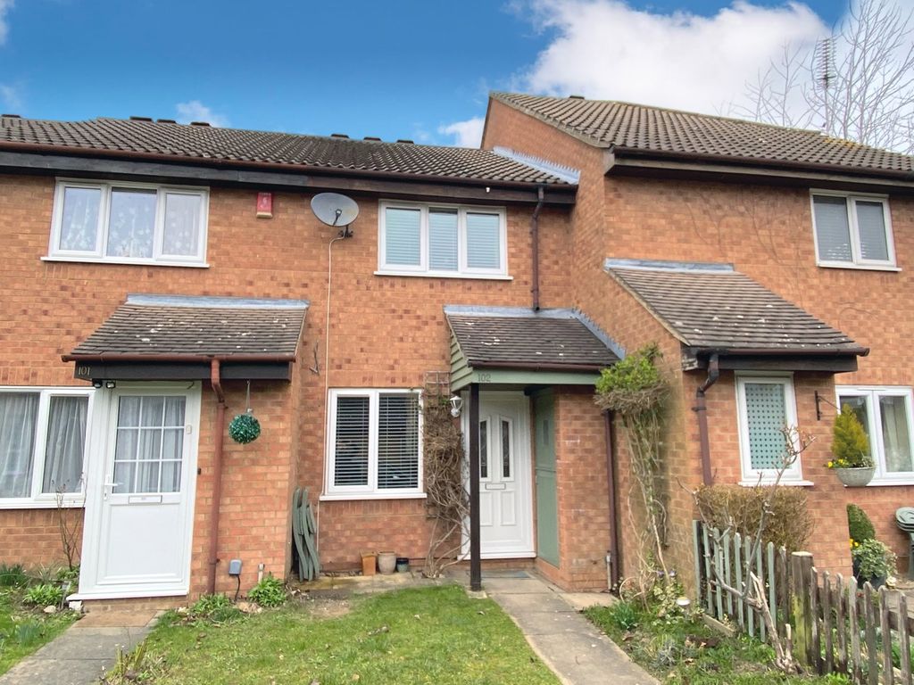 2 bed terraced house for sale in Ellenborough Close, Stortford CM23 Zoopla