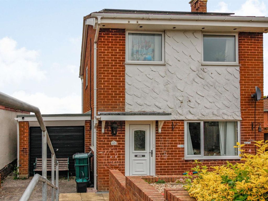 3 bed detached house for sale in Cynfran Road, Llysfaen, Colwyn Bay