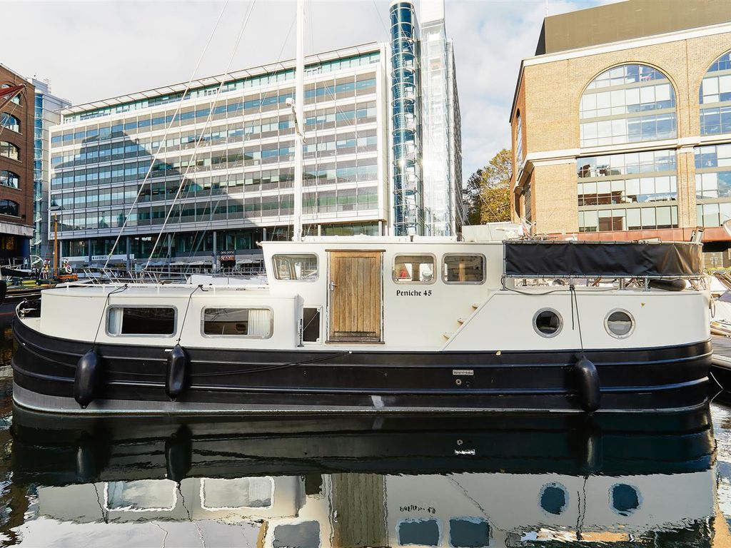 1 bed houseboat for sale in St. Katharines Docks, Wapping E1W, £215,000 Zoopla