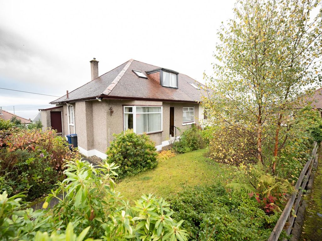 Golf Place, Greenock PA16  