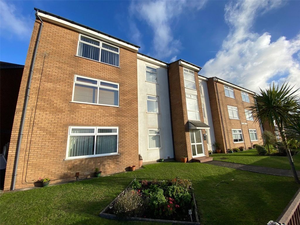 1 bed flat for sale in Squires Gate Lane, Blackpool FY4 Zoopla