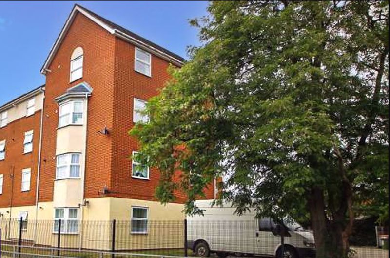 2 bed flat for sale in Clay Hill Road, Basildon SS16, £190,000 Zoopla