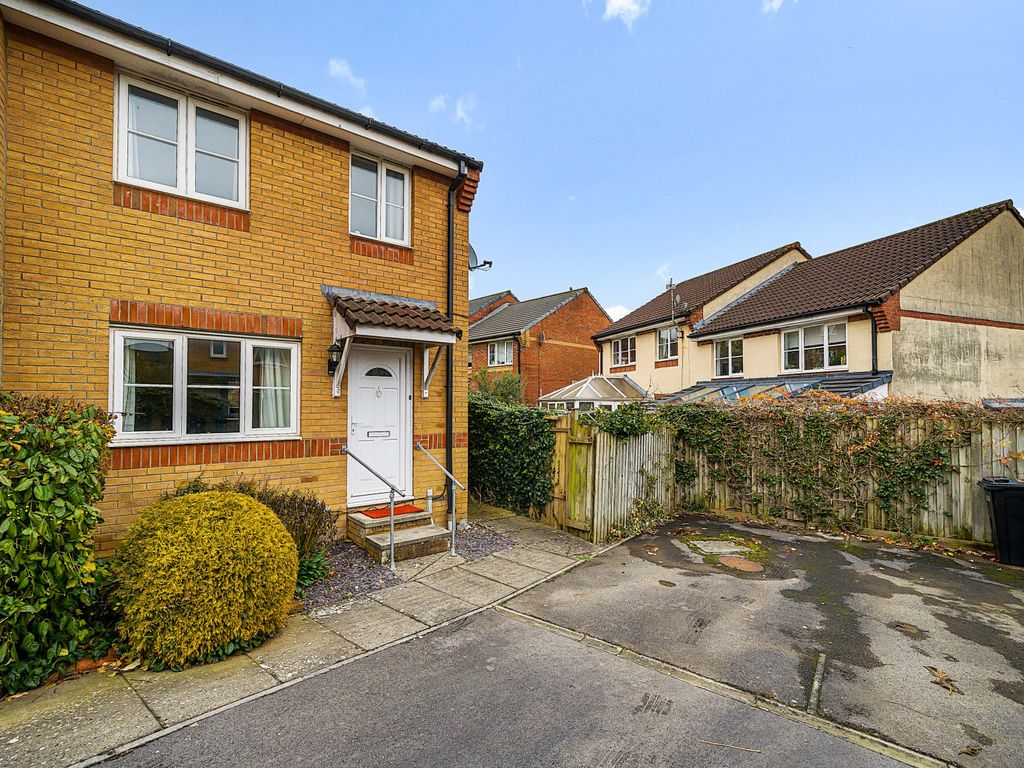 3 bed end terrace house for sale in Old England Way, Peasedown St. John