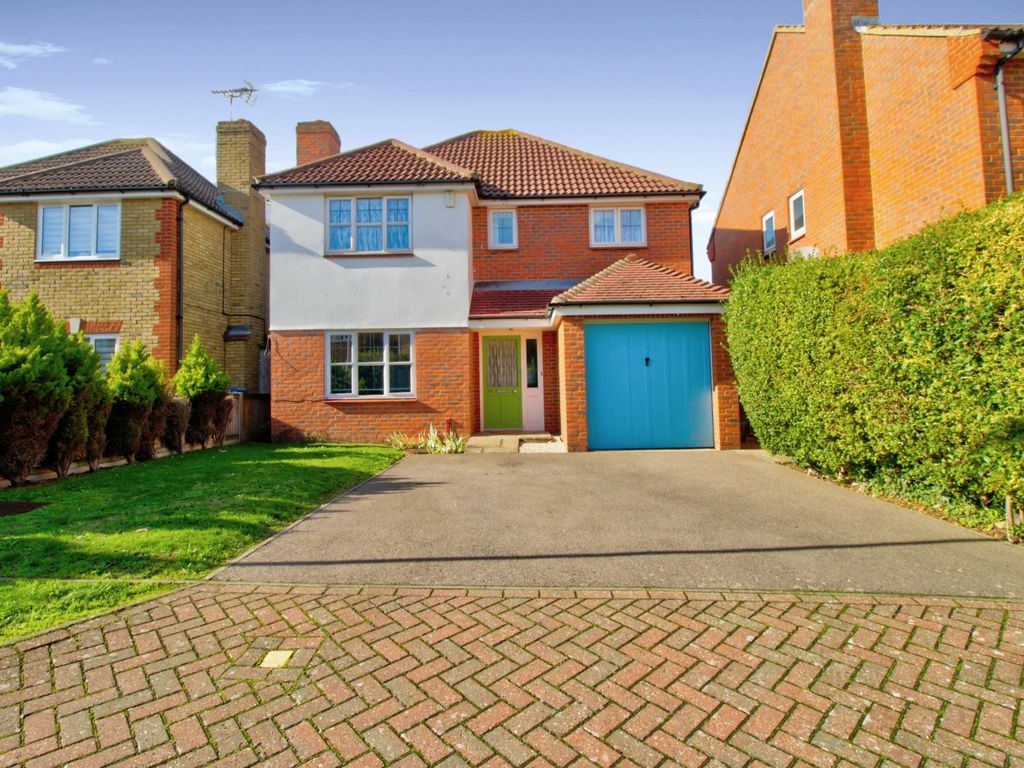 4 bed detached house for sale in Gainsborough Avenue, Margate CT9 Zoopla