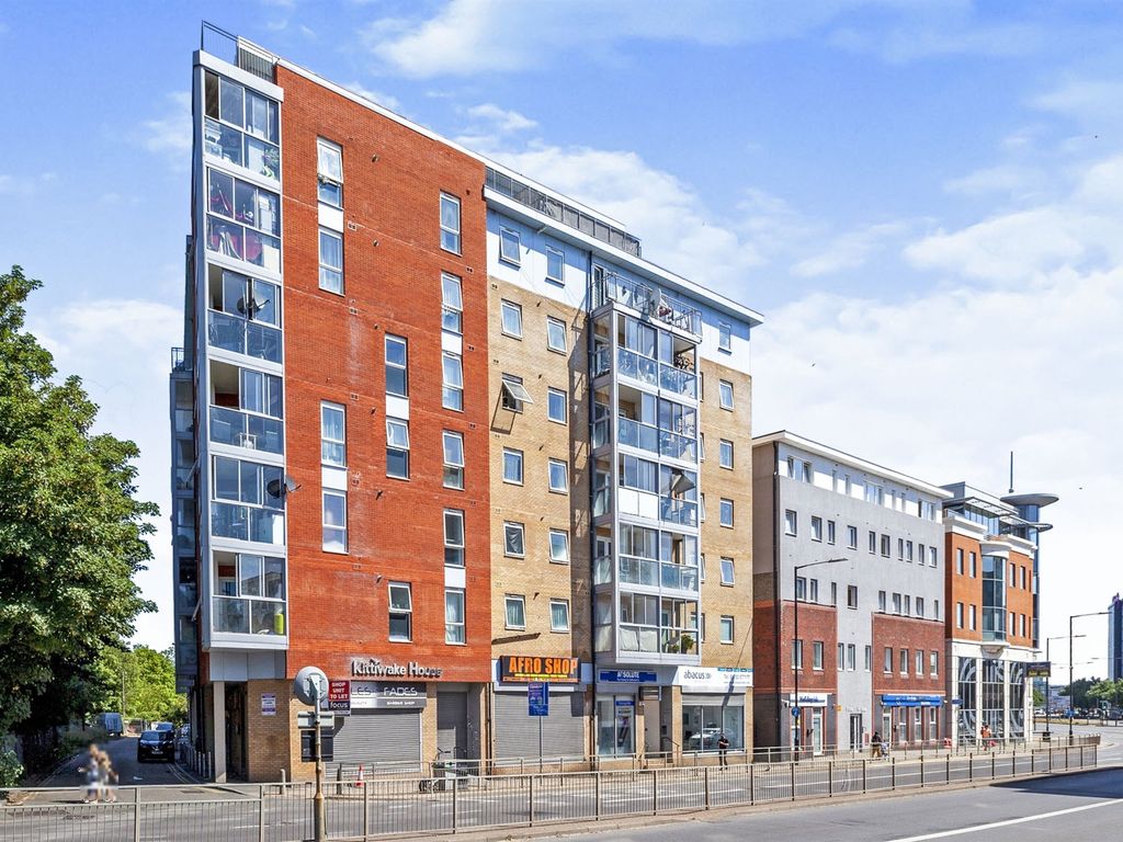 2 bed flat for sale in High Street, Slough SL1 Zoopla