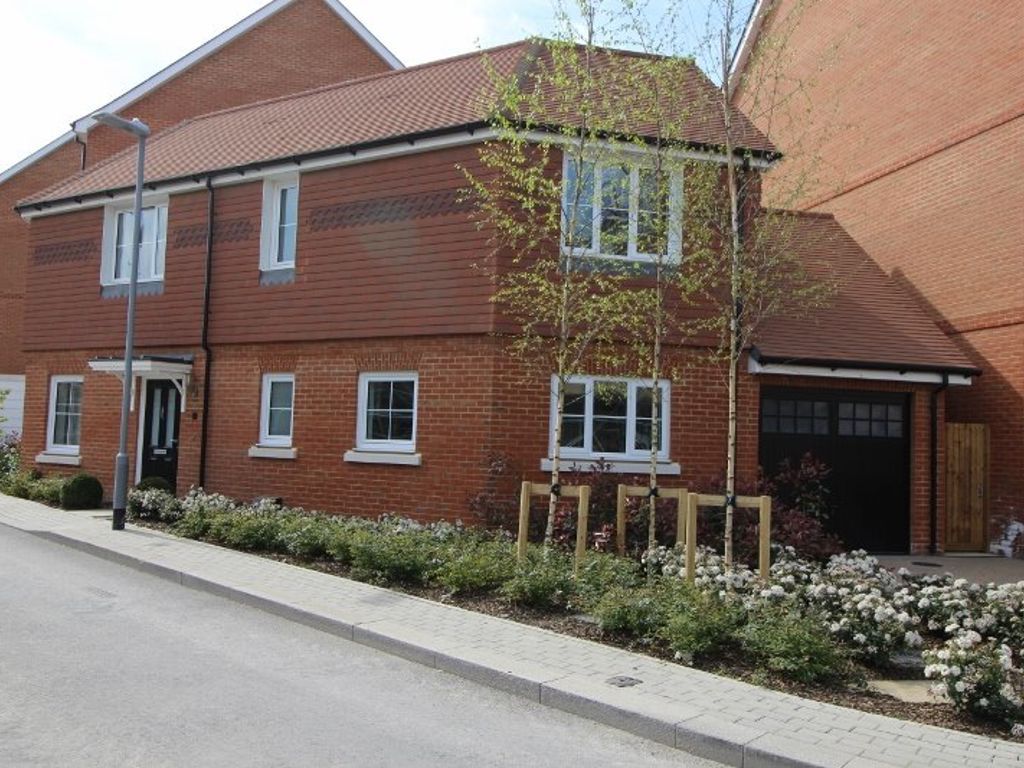 3 bed semidetached house to rent in Dunton Green, Sevenoaks TN14 Zoopla