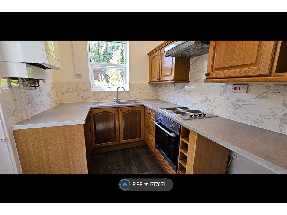 2 bed terraced house to rent in Rochdale Road, Royton, Oldham OL2 Zoopla