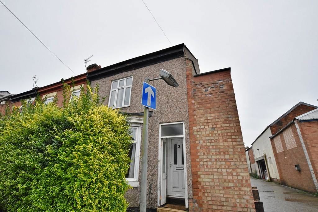 3 bed town house for sale in Spring Street, Rugby CV21 Zoopla