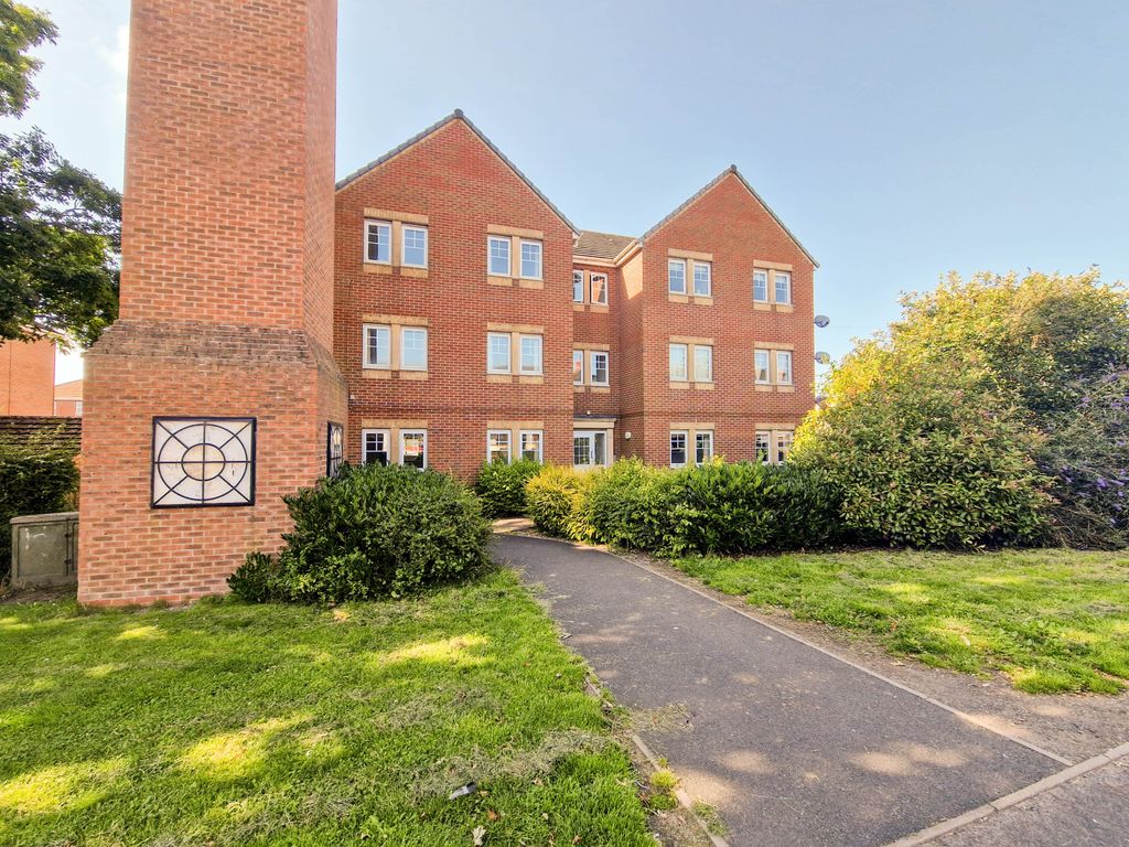 2 bed flat for sale in Leek New Road, Baddeley Green, StokeOnTrent