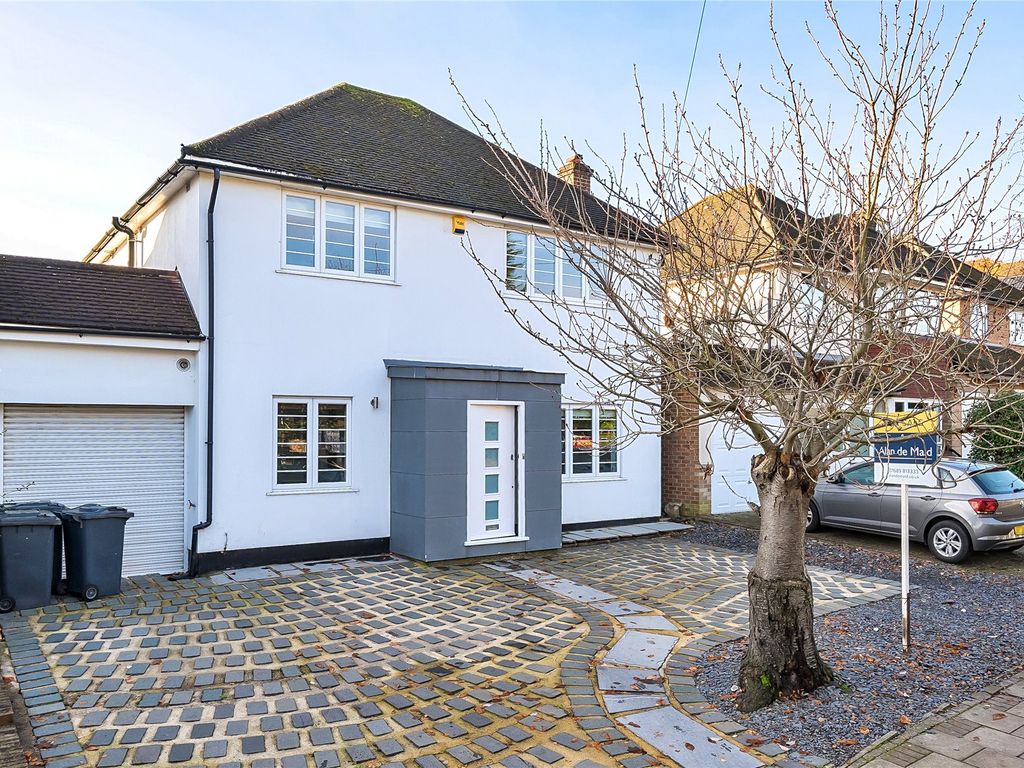 4 bed detached house for sale in Mada Road, Orpington BR6, £980,000
